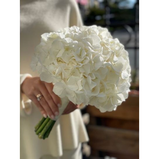 Beyaz Ortanca Gelin Buketi