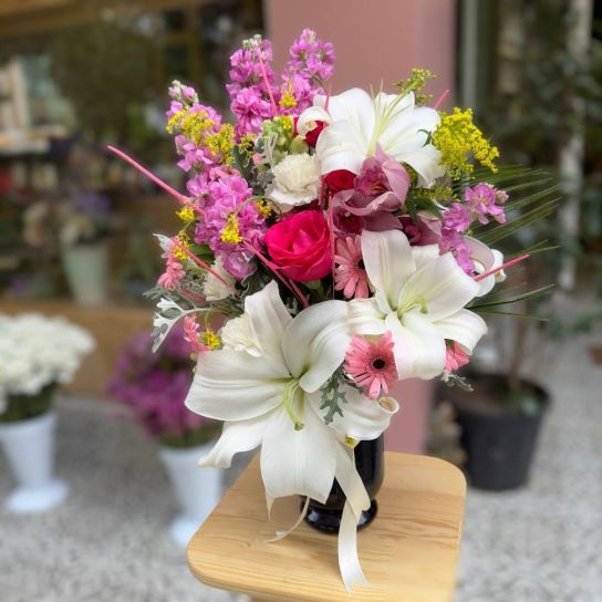 Lüks Paşabahçe Vazoda Şebboy Ve Lilyum Aranjmanı