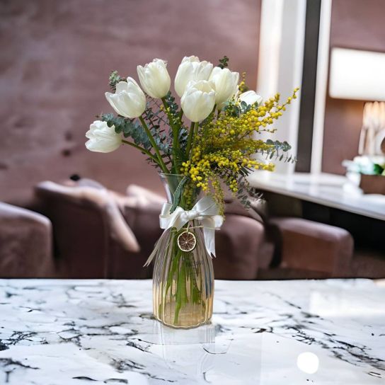 Beyaz Lale aranjmanı