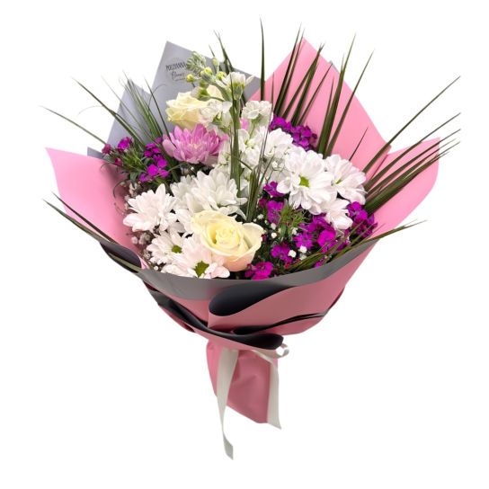 Kır Çiçekleri Ve Beyaz Gül Buketi